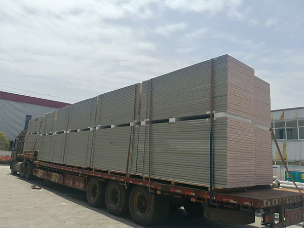 真金不老泡夾芯板